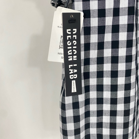 NWT Design Lab Black and White Long-sleeve Open Shoulder Ruffle Top Size… - Picture 7 of 9